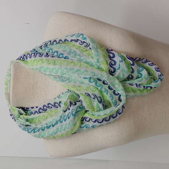 Just Bee Infinity Scarf - Picture 3 of 9